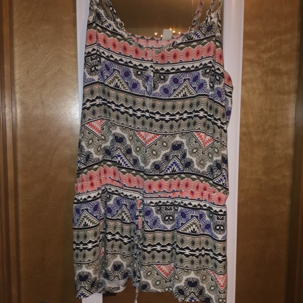 Old Navy, super cute top!💕